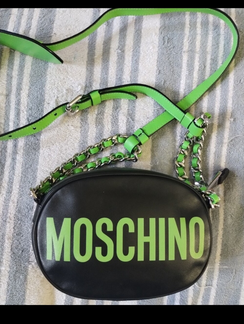 Moschino Ss16 Moschino Powerpuff Girls buttercup crossbody Green and Black cross - Picture 2 of 10